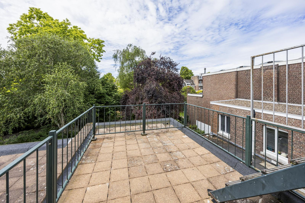 Appartement te koop: Koningin Emmaplein 13C, Maastricht