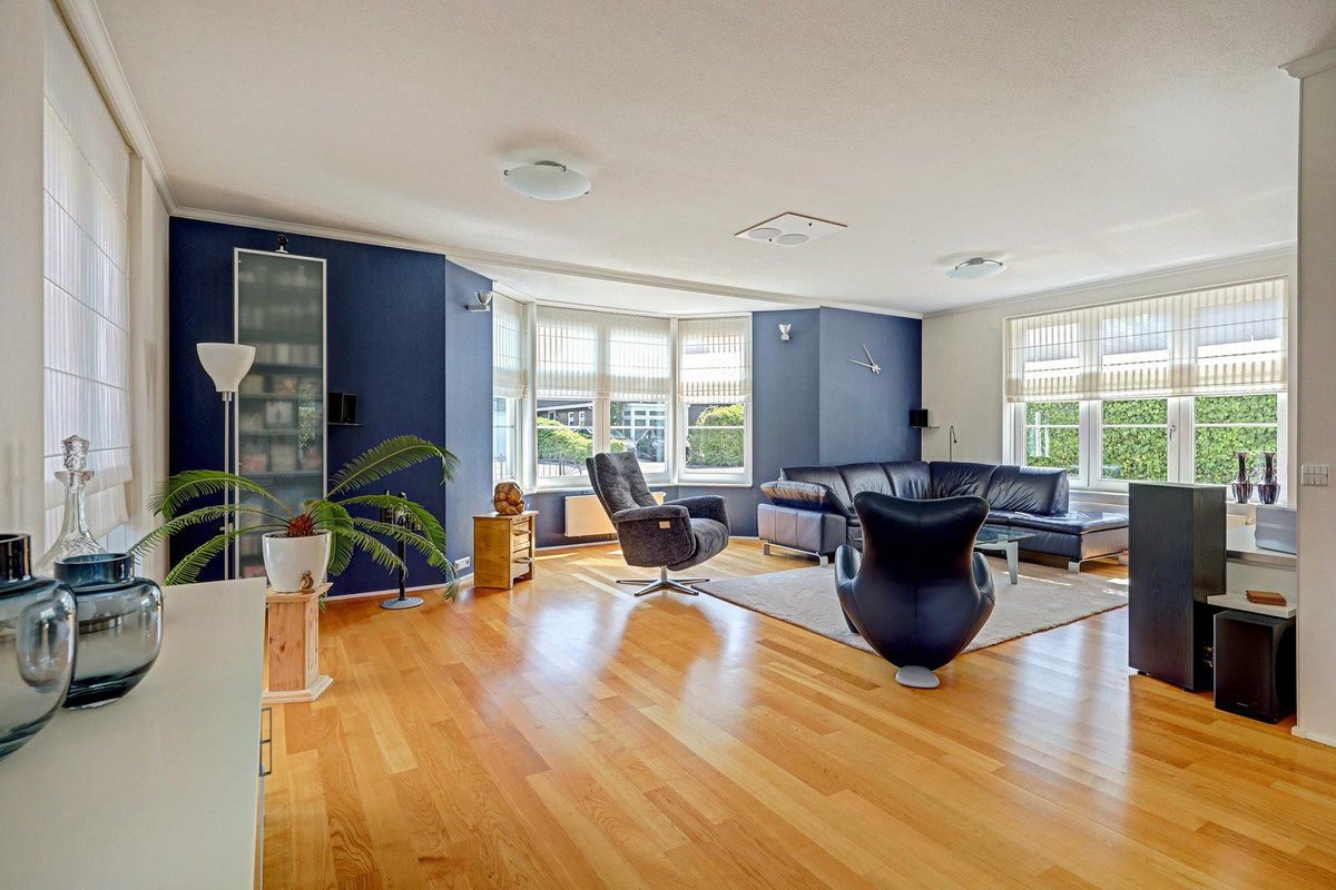 Vrijstaande woning te koop: Abdis Clarahof 2, 'S-Gravenhage