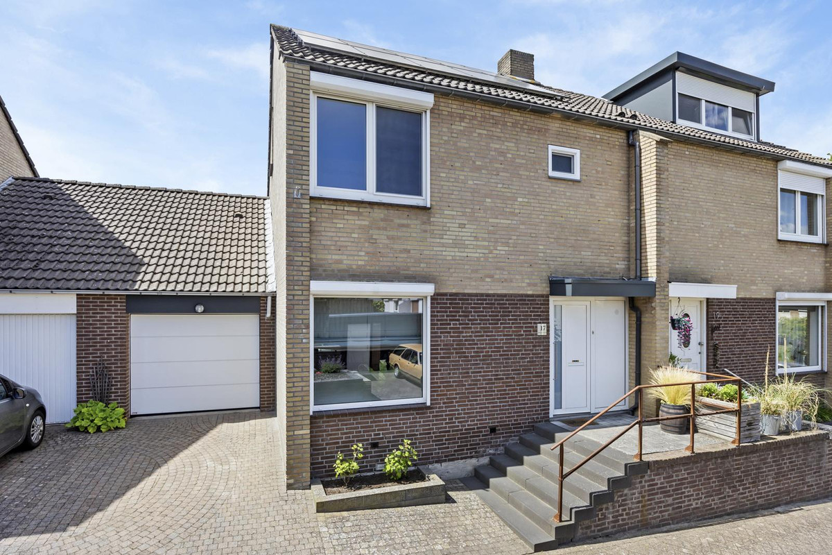 Tussenwoning te koop: Graaf Jacobstraat 17, Horn