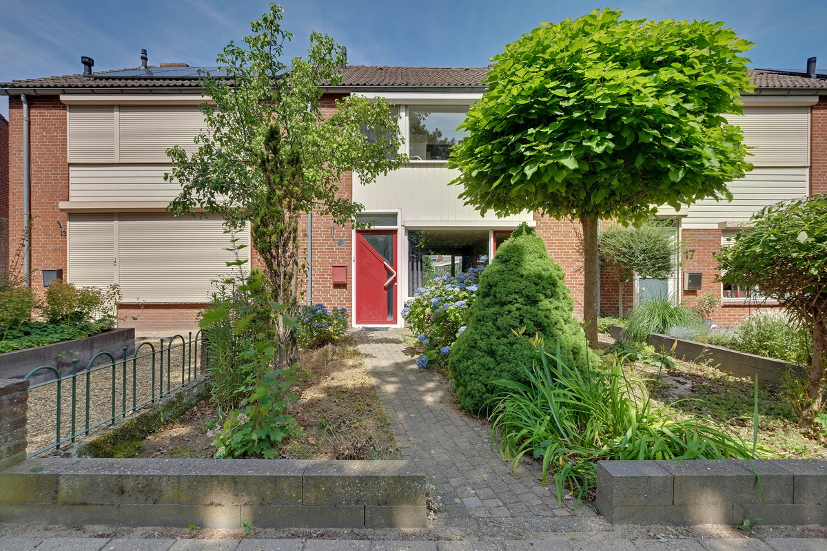 Tussenwoning te koop: Diepenbroekstraat 15, Wehl