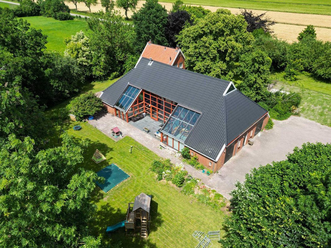 Vrijstaande woning te koop: Meenteweg 6, Overschild