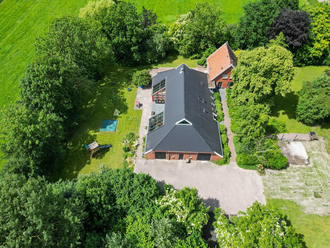 Vrijstaande woning te koop: Meenteweg 6, Overschild