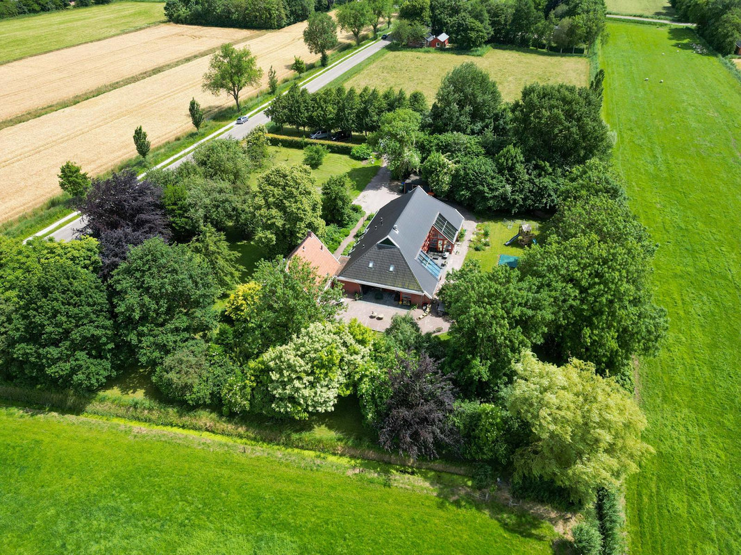 Vrijstaande woning te koop: Meenteweg 6, Overschild