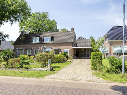 Dorpsstraat 4