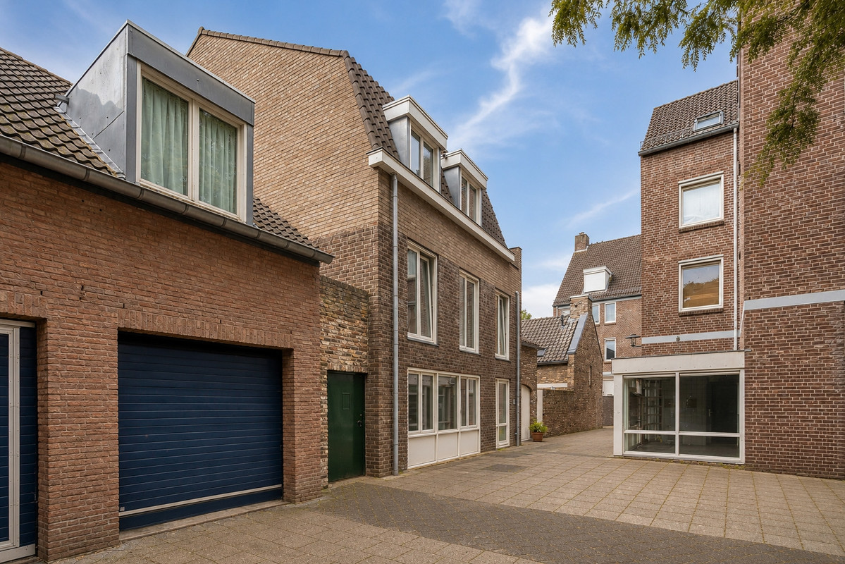 Studio te koop: Bourgogneplein 21A, Maastricht