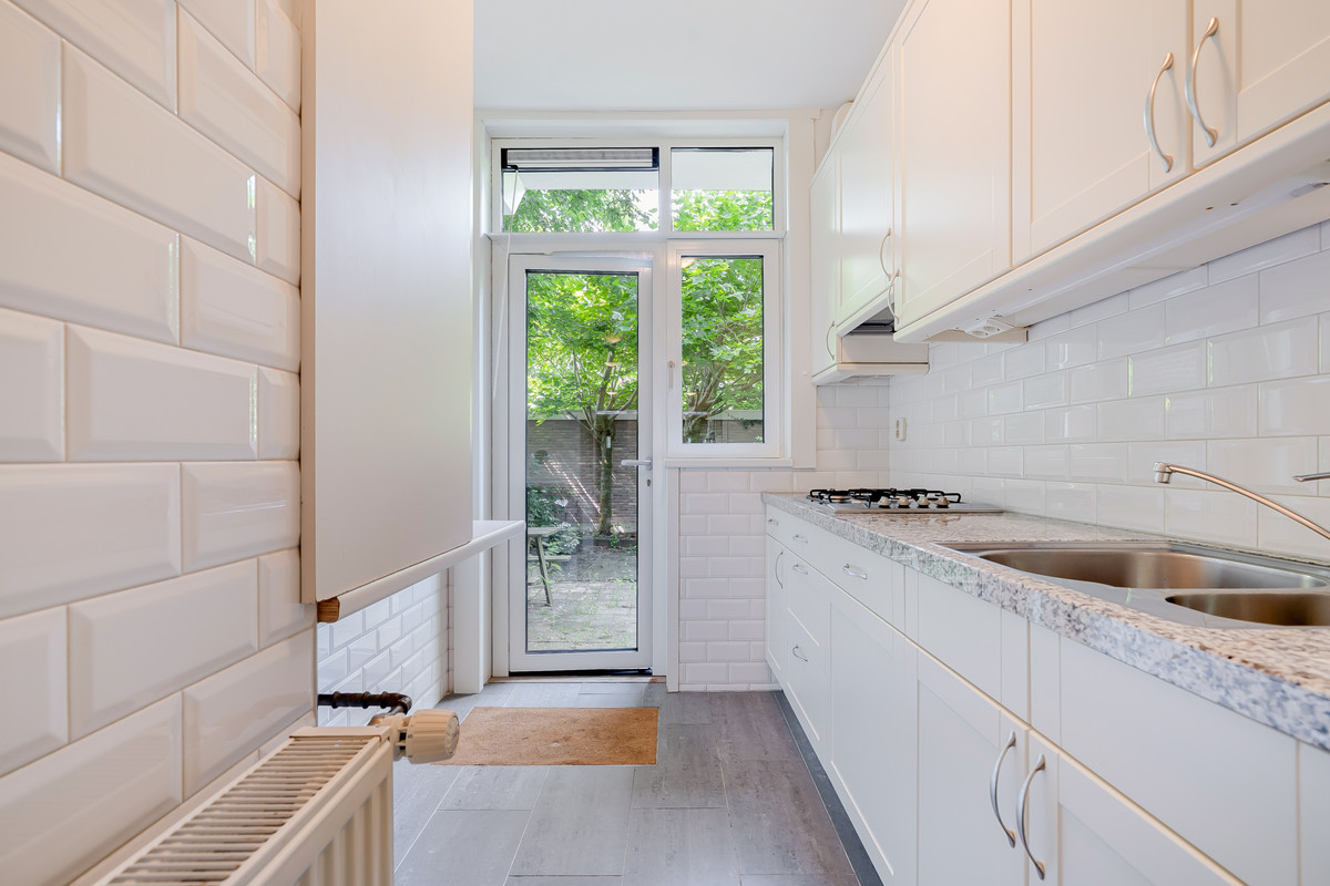 Appartement te koop: Cornelis van der Lijnstraat 7, 'S-Gravenhage