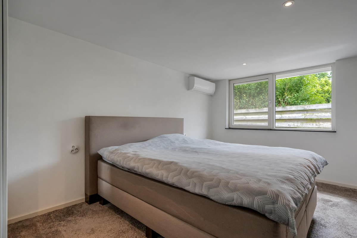 Vrijstaande woning te koop: Prins Bernhardlaan 62, Delfzijl