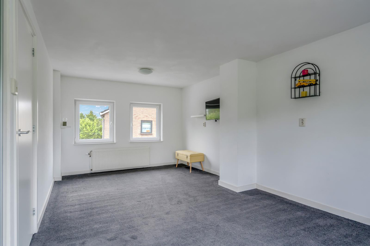 Vrijstaande woning te koop: Prins Bernhardlaan 62, Delfzijl