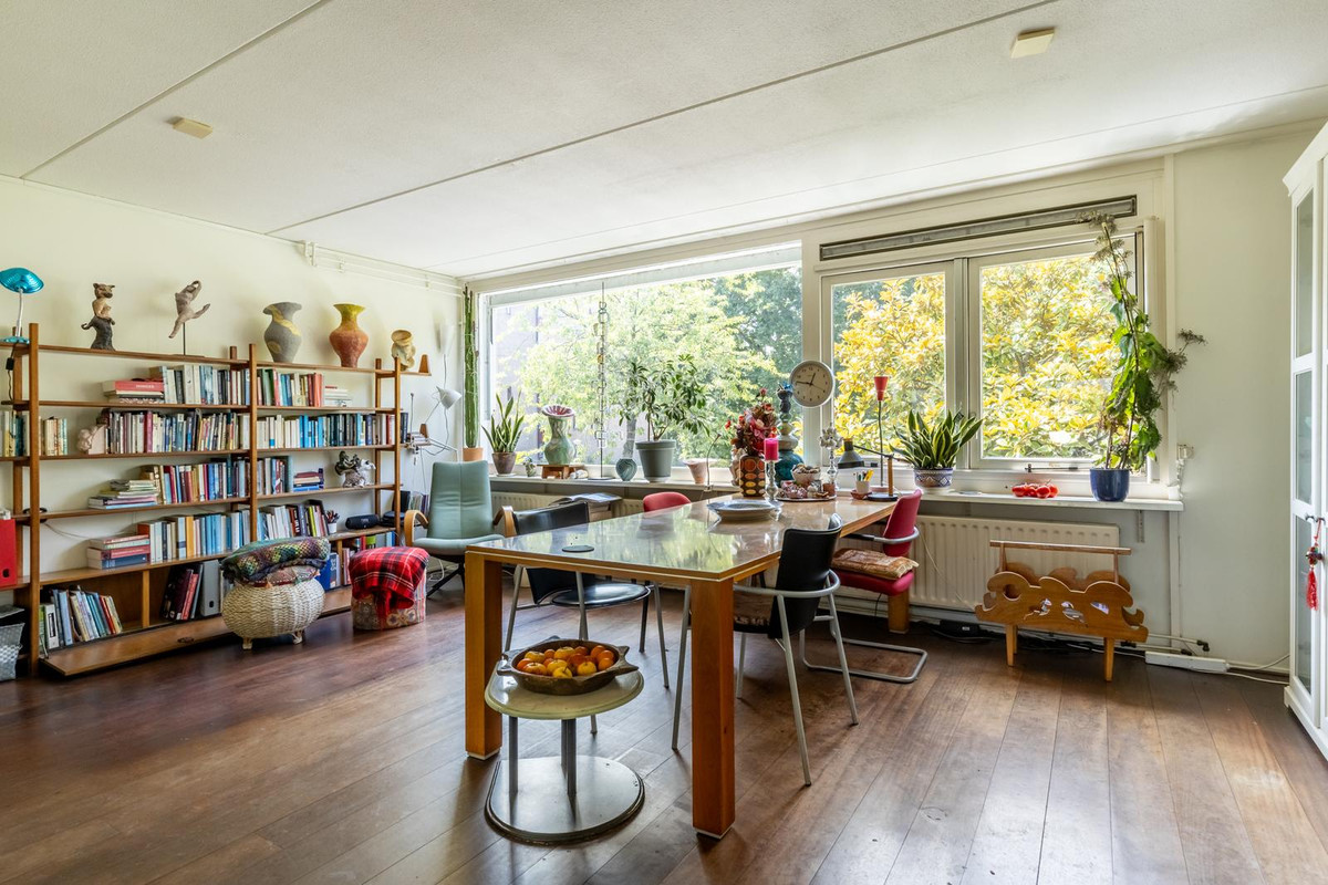 Tussenwoning te koop: James Stewartstraat 9, Almere