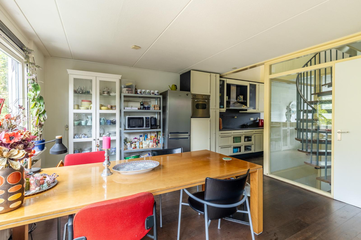Tussenwoning te koop: James Stewartstraat 9, Almere