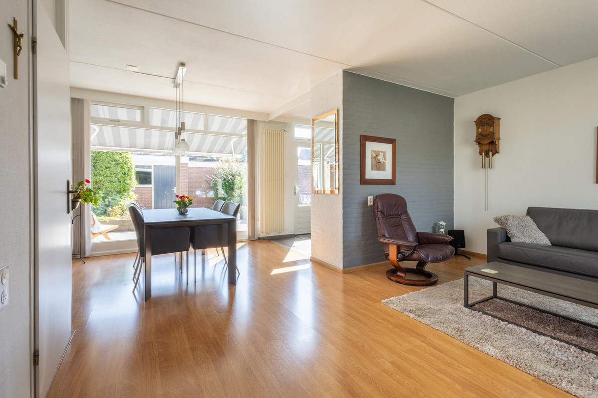 Tussenwoning te koop: Zaanstraat 16, Terneuzen