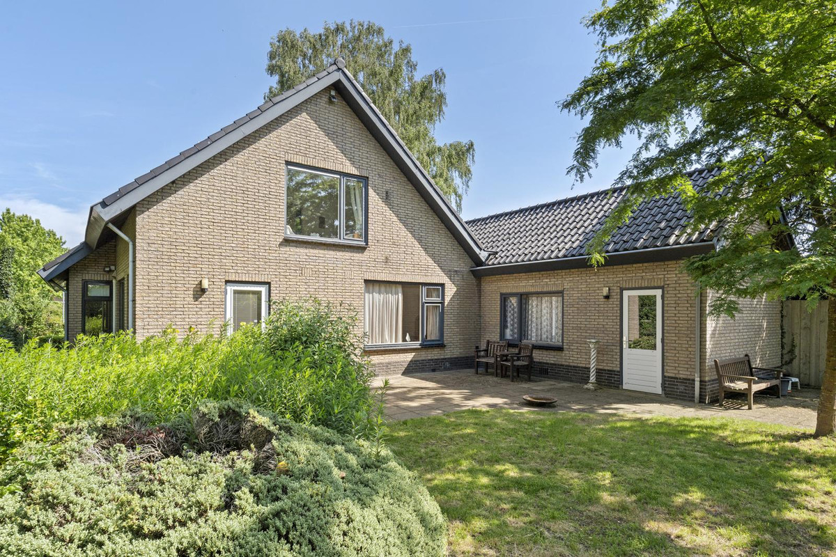 Vrijstaande woning te koop: Kerkstraat 19, Bennekom