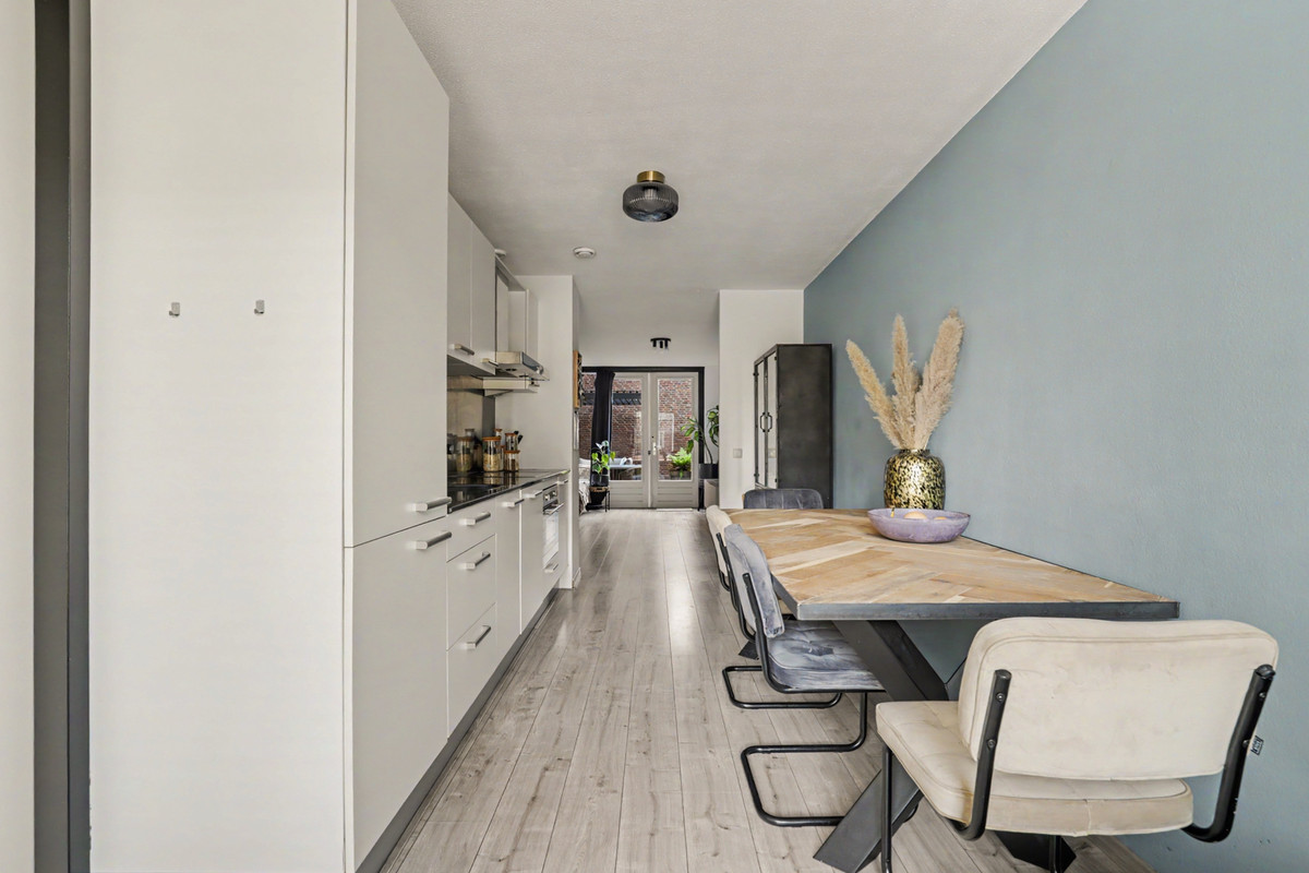 Appartement te koop: Madame Curieplein 12, 'S-Gravenhage