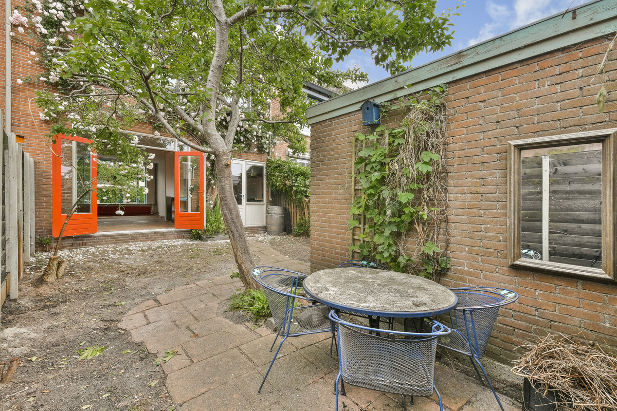 Tussenwoning te koop: Tedingh Van Berkhoutplantsoen 5, Monnickendam