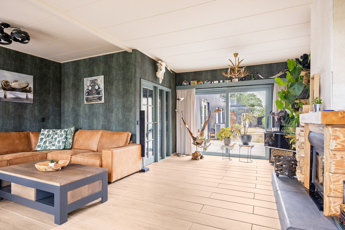 Vrijstaande woning te koop: Harlingerweg 9, Kimswerd