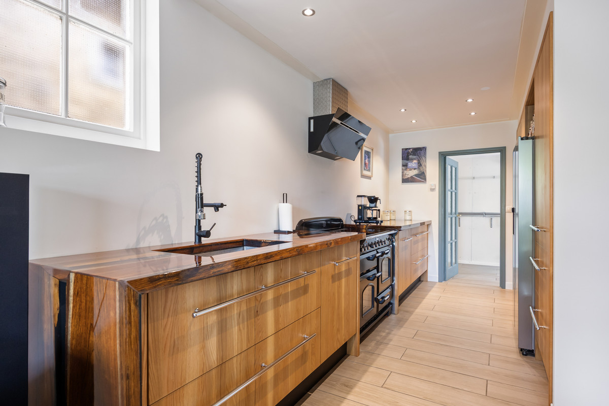 Vrijstaande woning te koop: Harlingerweg 9, Kimswerd