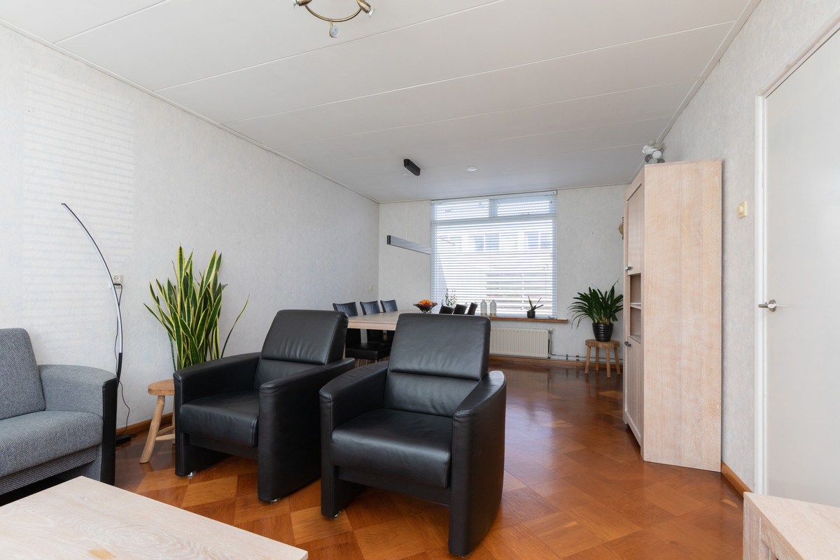 Tussenwoning te koop: Pater Schuurmanstraat 5, Bolsward