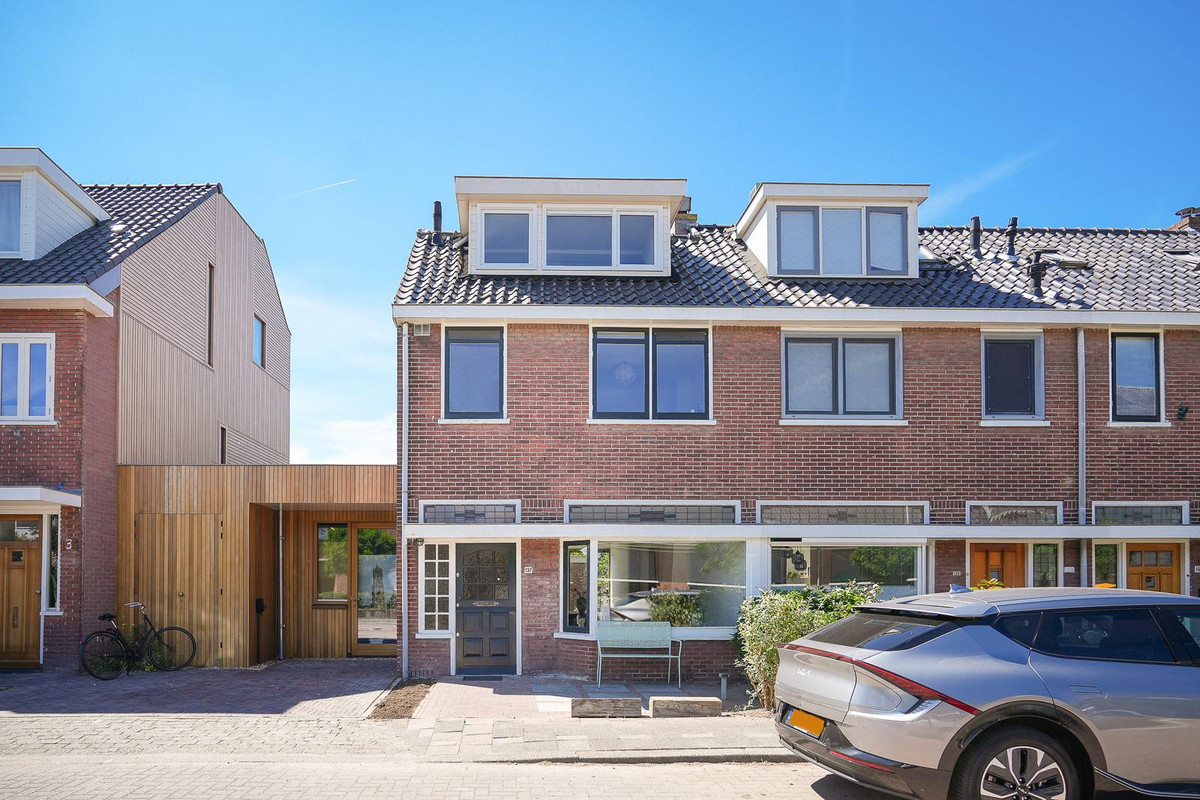 Tussenwoning te koop: Verlengde Hoogravenseweg 137, Utrecht