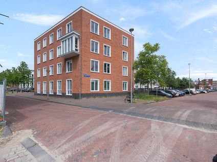 Hongarijehof 50