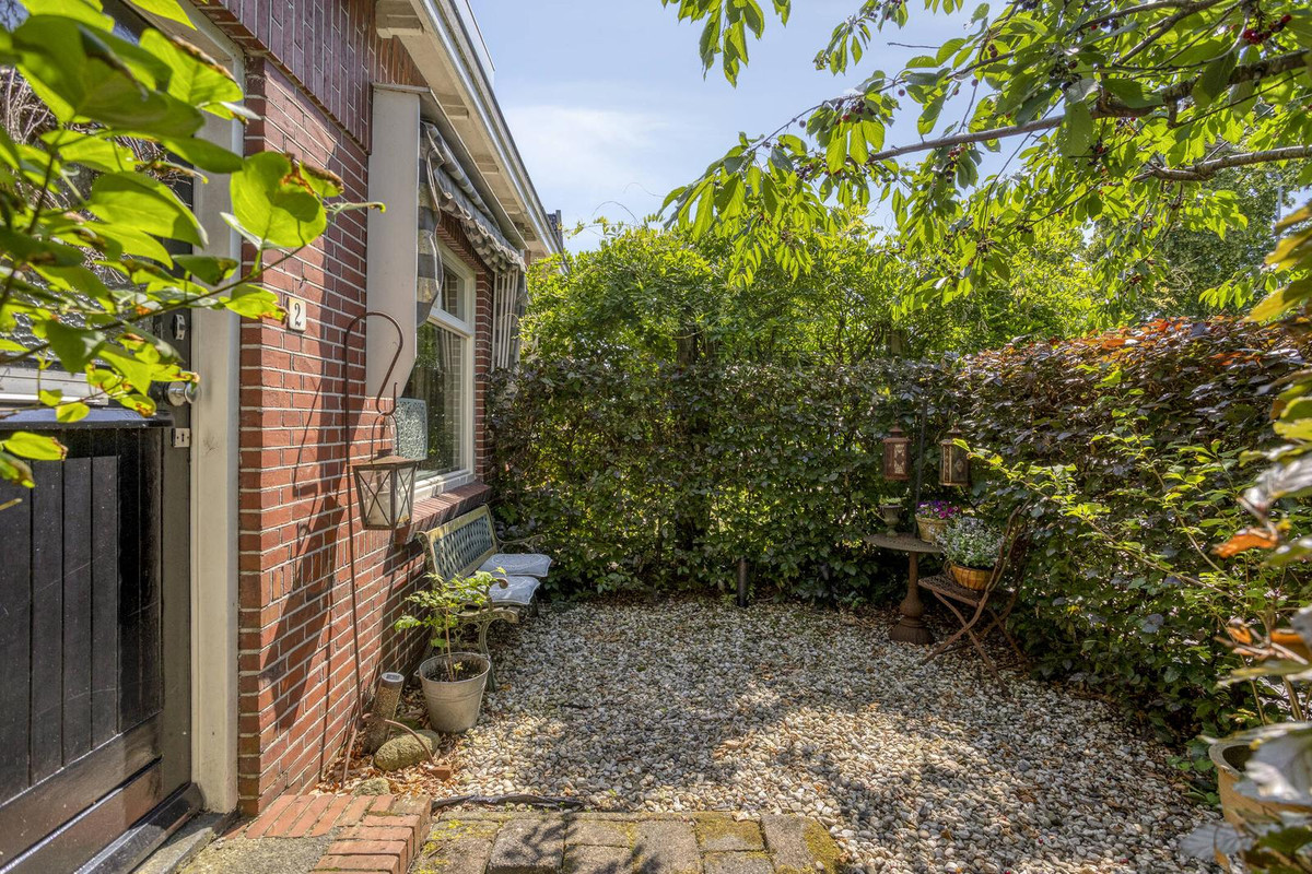 Twee-onder-één-kap te koop: Zuiderveen 2, Winschoten