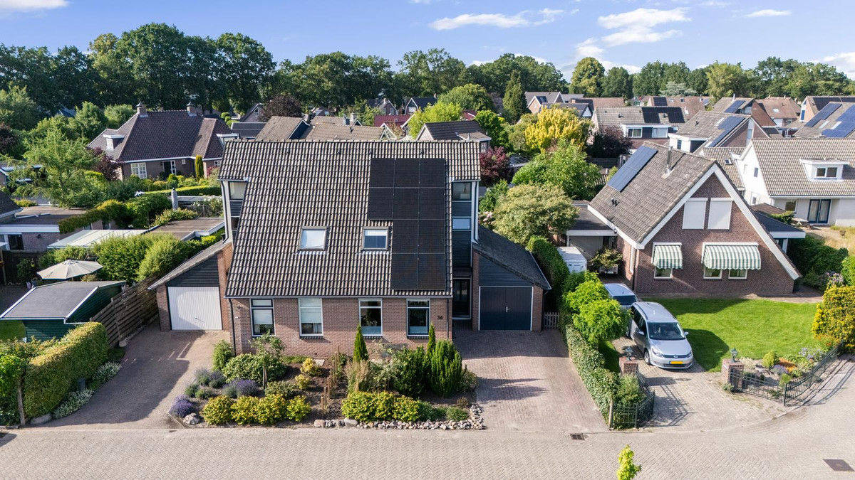 Twee-onder-één-kap te koop: Van Ekelenburgstraat 36, Nieuw-Amsterdam