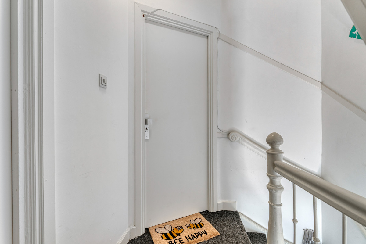 Studio te koop: Beeklaan 179, 'S-Gravenhage