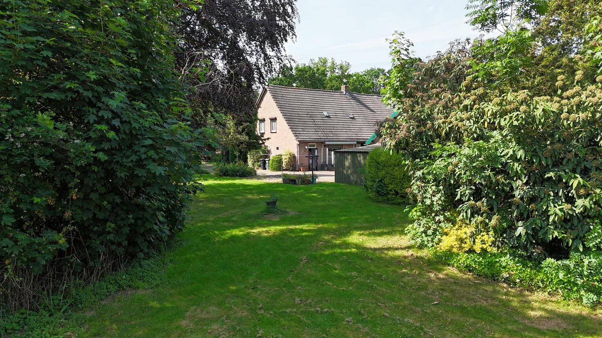 Twee-onder-één-kap te koop: Beukelaarstraat 5A, Veghel