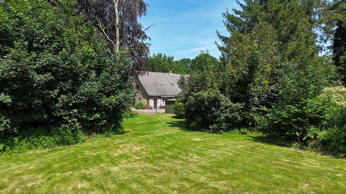 Twee-onder-één-kap te koop: Beukelaarstraat 5A, Veghel