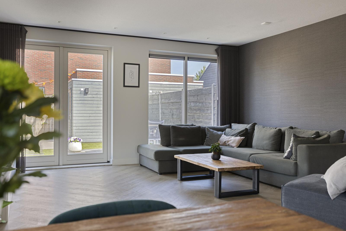 Hoekwoning te koop: Rhenoystraat 2, Tilburg