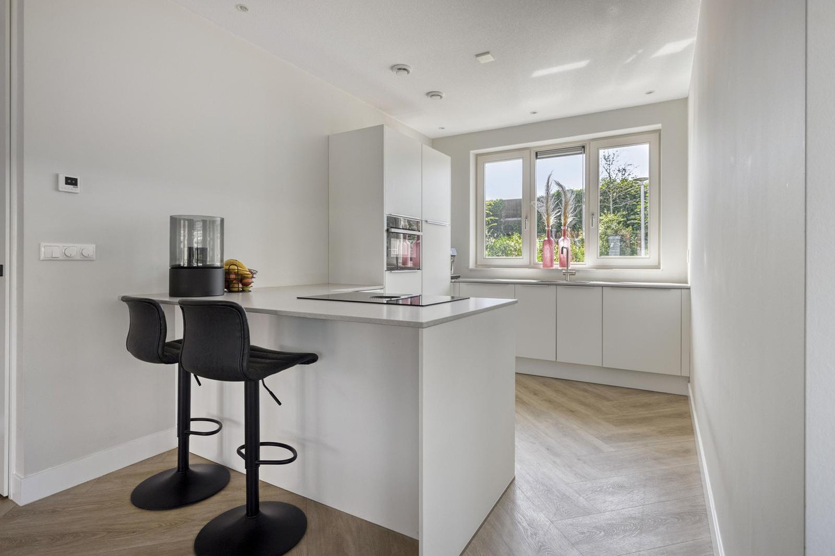 Hoekwoning te koop: Rhenoystraat 2, Tilburg