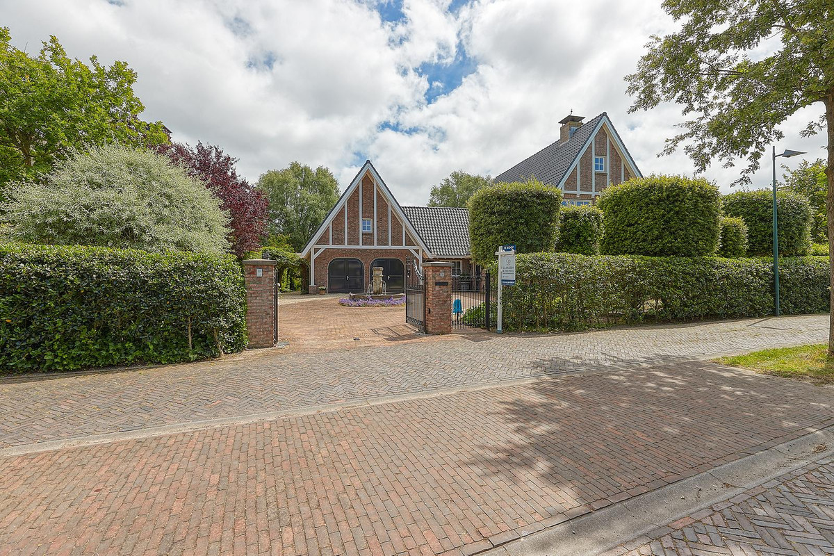 Vrijstaande woning te koop: Gravin Machteldlaan 9, 'S-Gravenhage