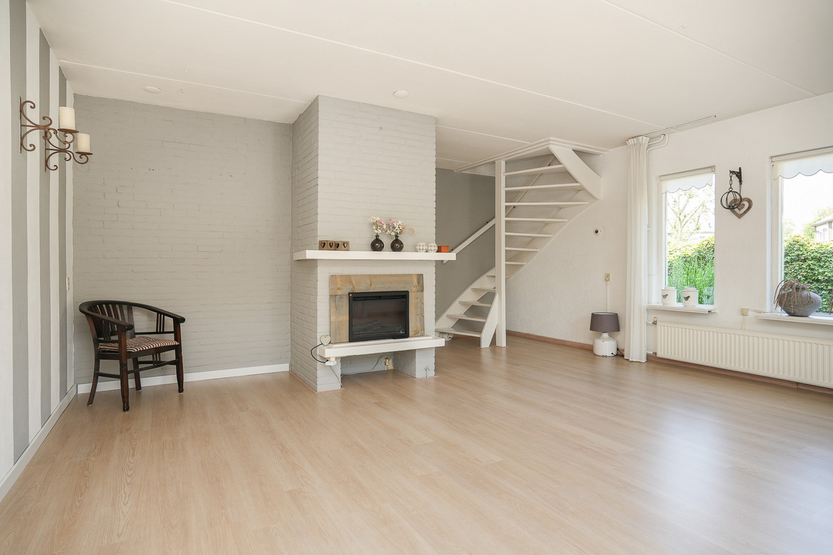 Hoekwoning te koop: Akkerwindelaan 1, Leerdam