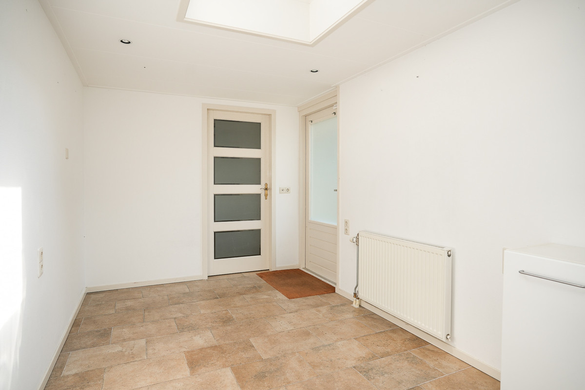Hoekwoning te koop: Akkerwindelaan 1, Leerdam