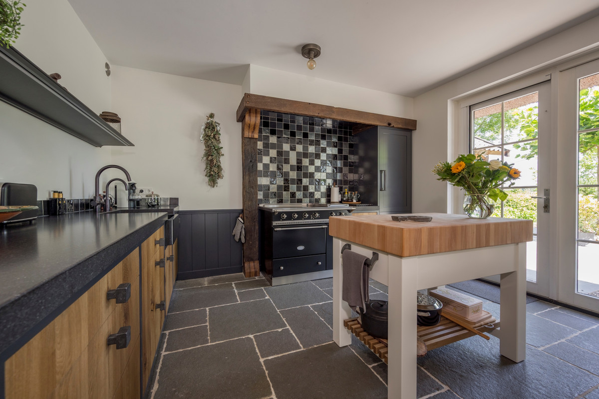 Vrijstaande woning te koop: Welgelegenweg 12, Stroe