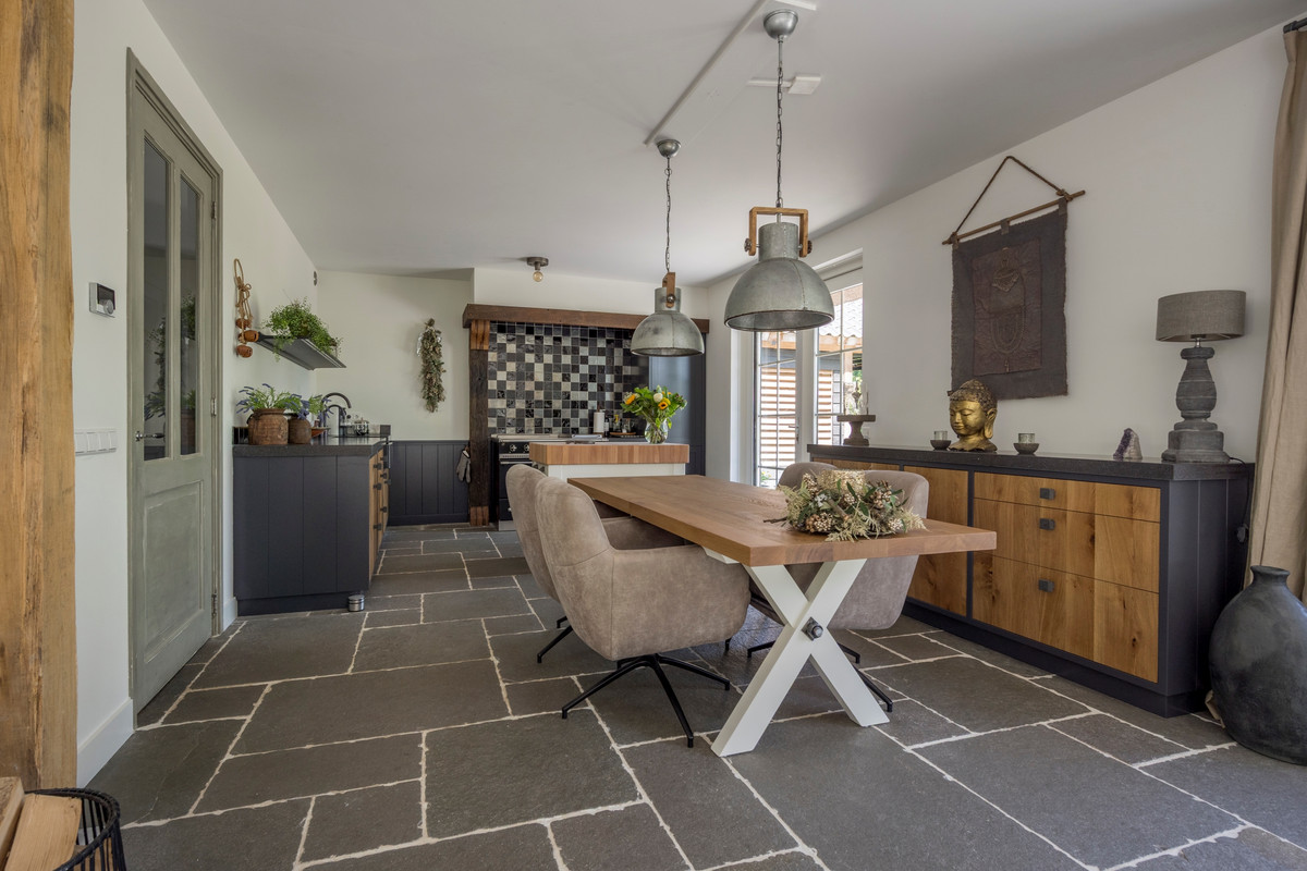Vrijstaande woning te koop: Welgelegenweg 12, Stroe