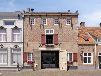 Hoogstraat 11