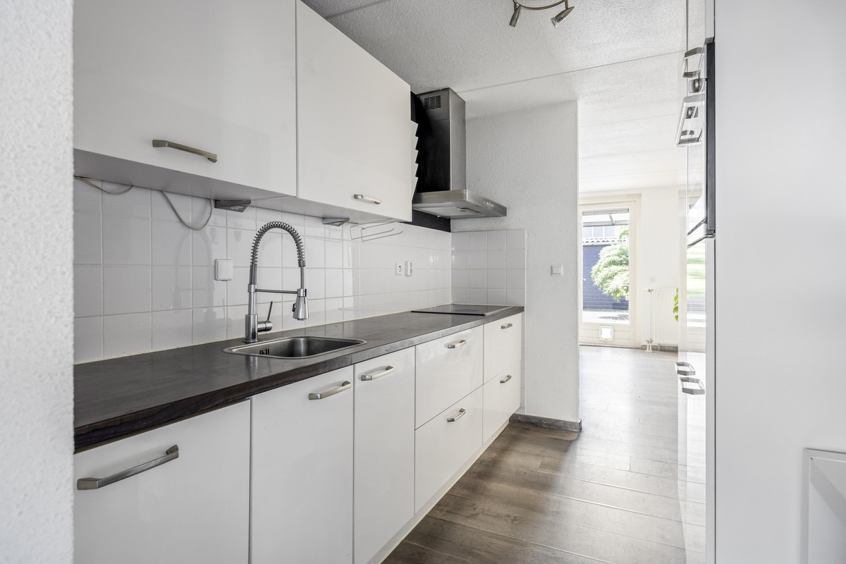 Tussenwoning te koop: Metslawierstraat 12, Tilburg