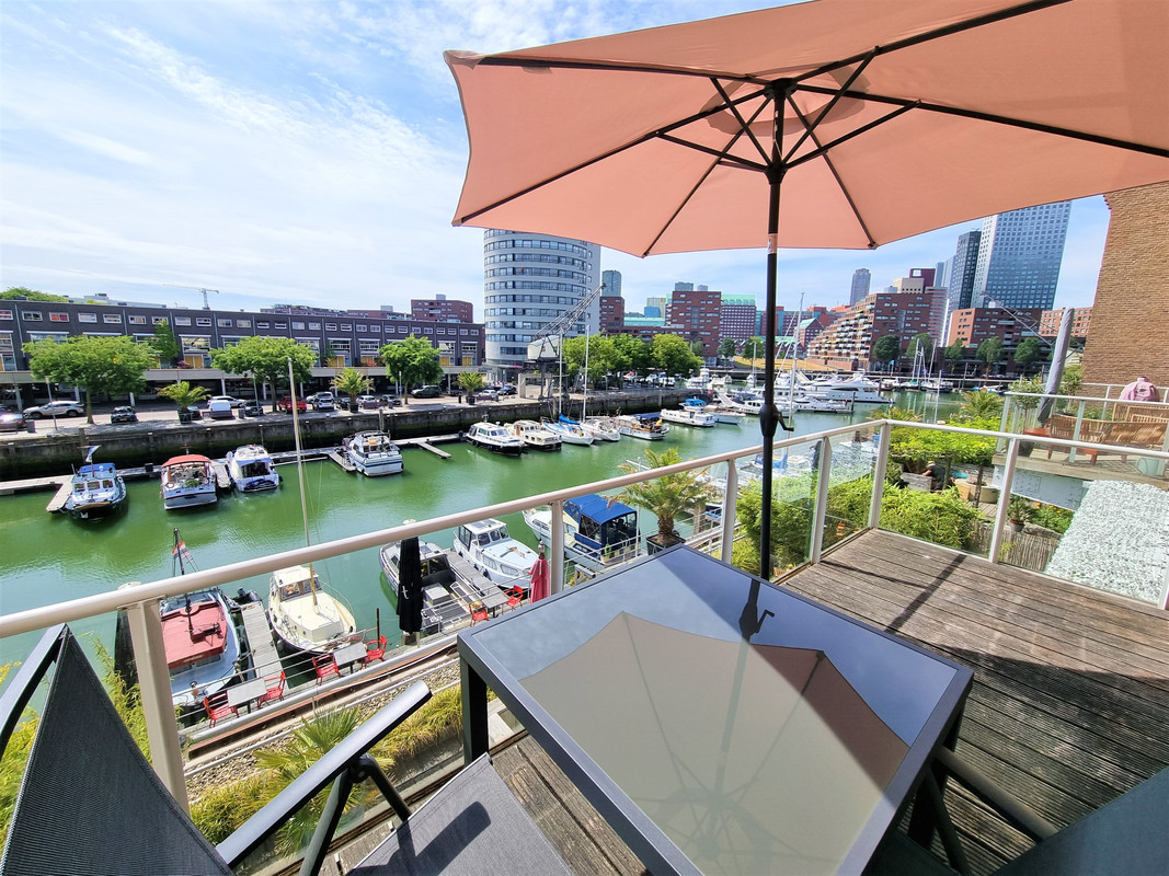 Appartement te huur: Handelsplein 23, Rotterdam