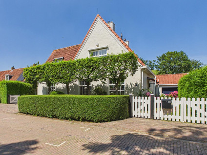 Dorpsstraat 48