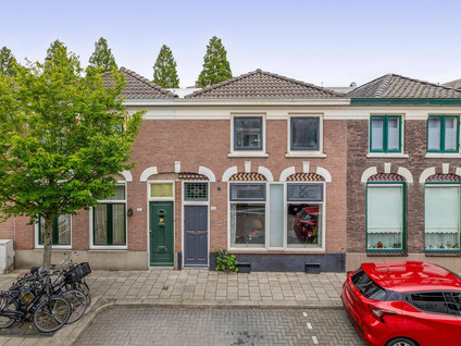 Oosterstraat 43
