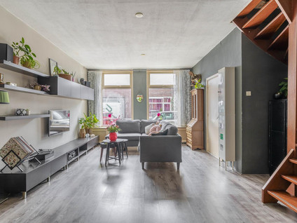 Oosterstraat 43