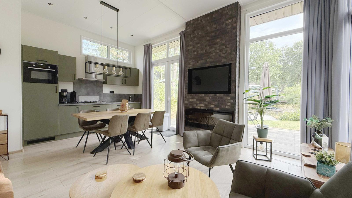 Vrijstaande woning te koop: Krimweg 160-125, Hoenderloo