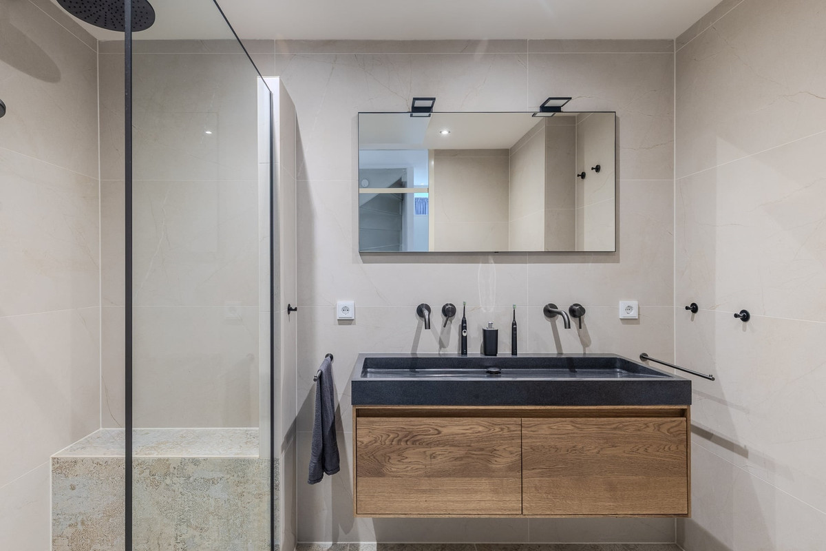 Tussenwoning te koop: Geentstraat 17, Born