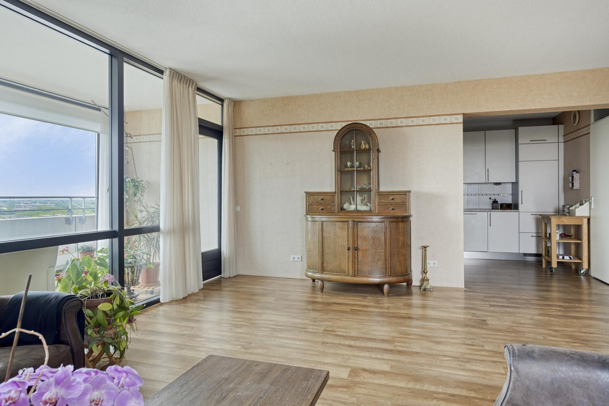 Appartement te koop: Ringbaan-Zuid 300, Tilburg