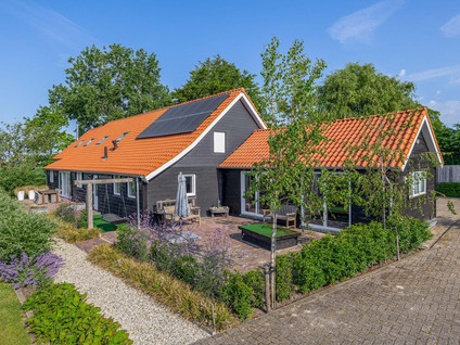Dwarsdijk 1
