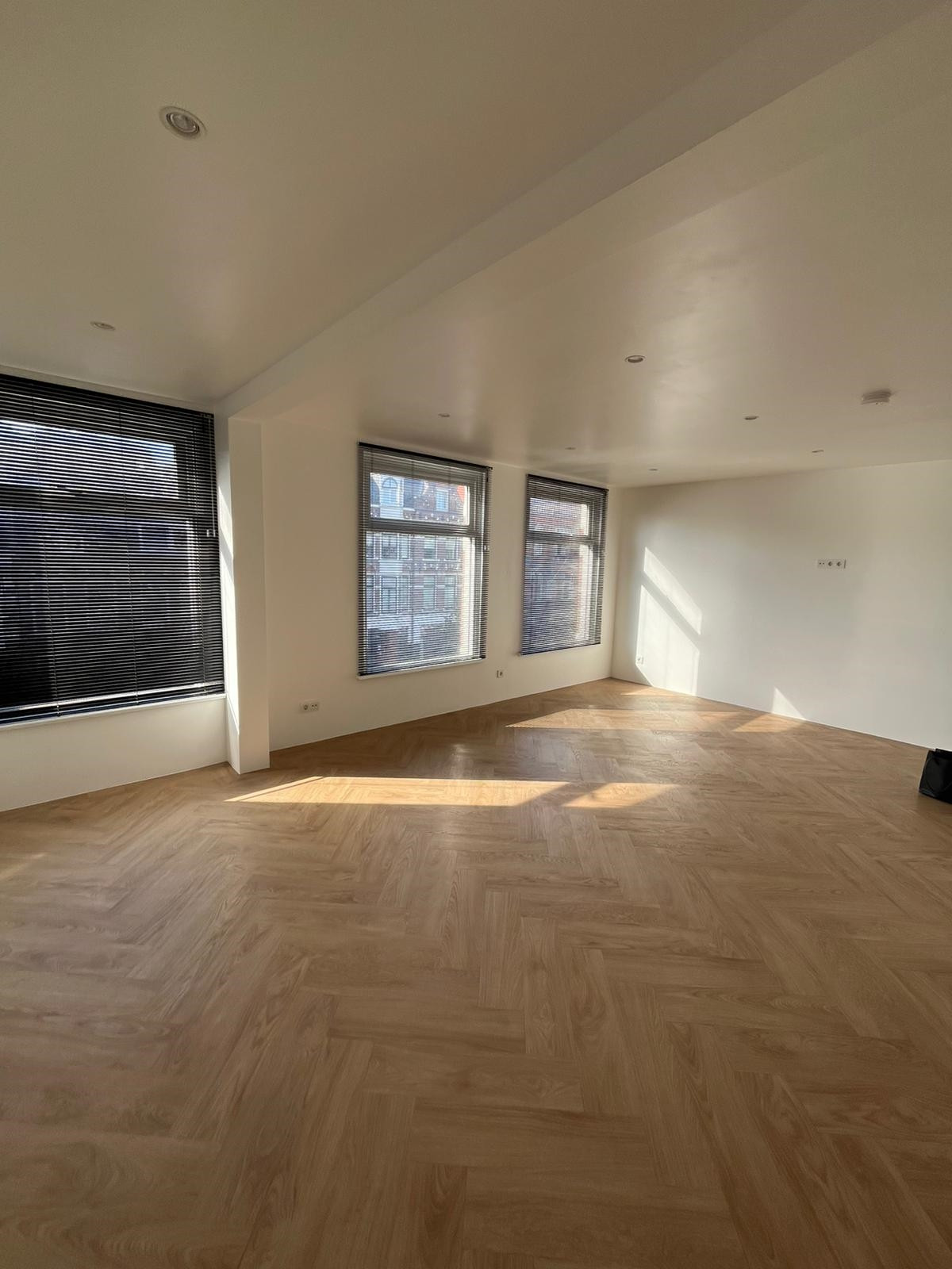 Laan van Meerdervoort 125E, Den Haag