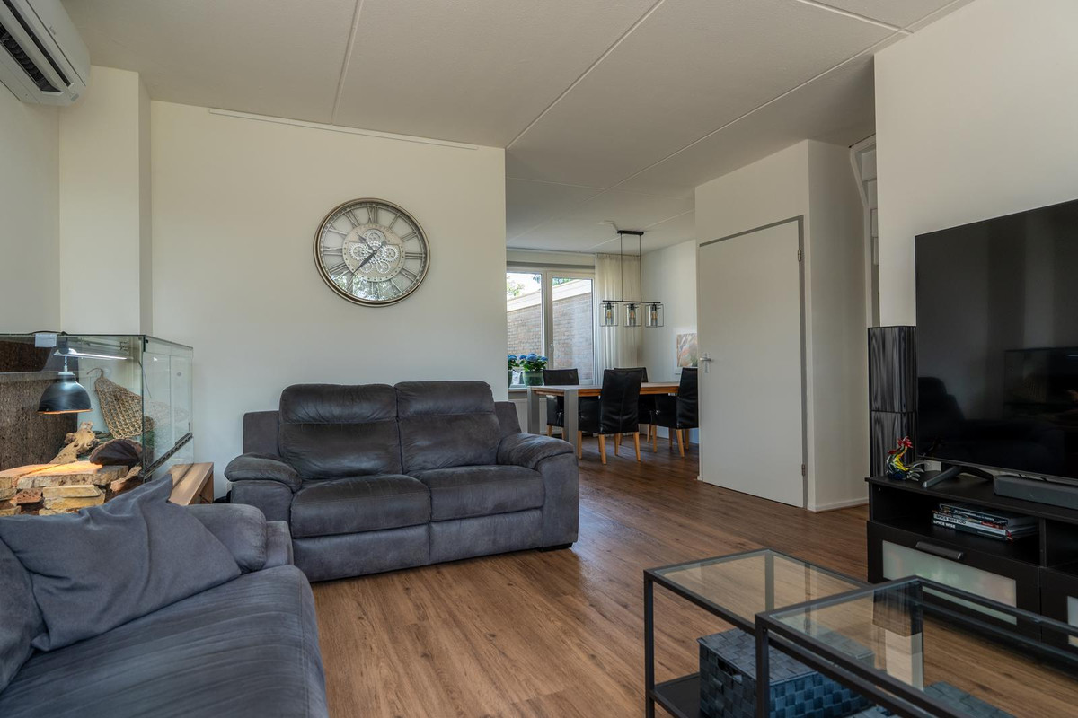 Hoekwoning te koop: Provincienlaan 37, Veendam