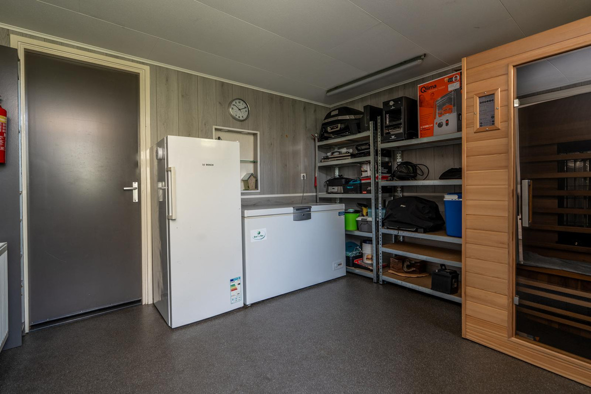 Hoekwoning te koop: Provincienlaan 37, Veendam