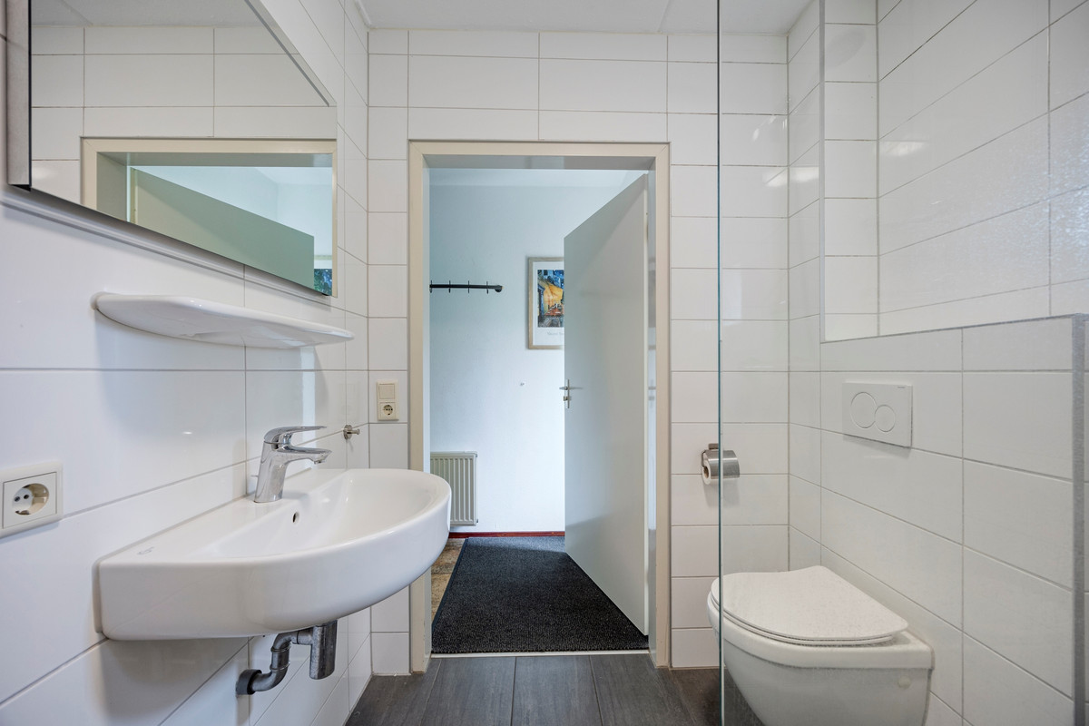 Vrijstaande woning te koop: Binnenweg 12-68, Paasloo