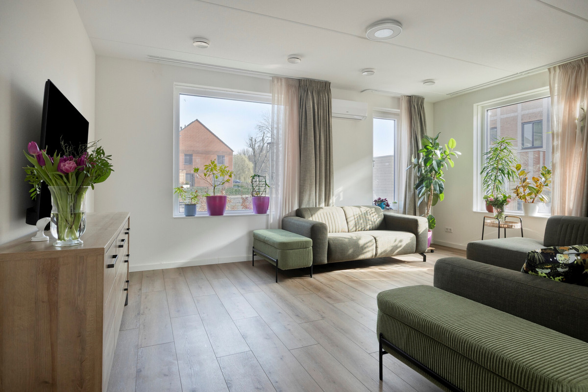 Twee-onder-één-kap te koop: Stalhof 7, Dronten